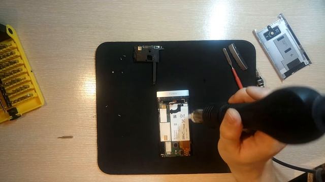 Замена аккумулятора Sony Xperia P lt22i смотреть онлайн