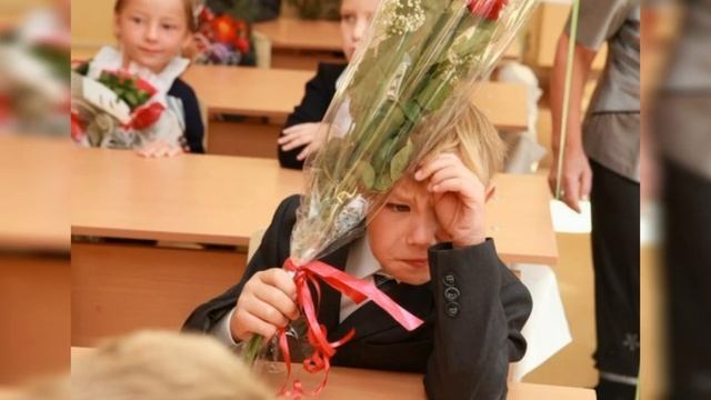 С 1 сентября! С днём знаний! Здравствуй, школа! смотреть онлайн