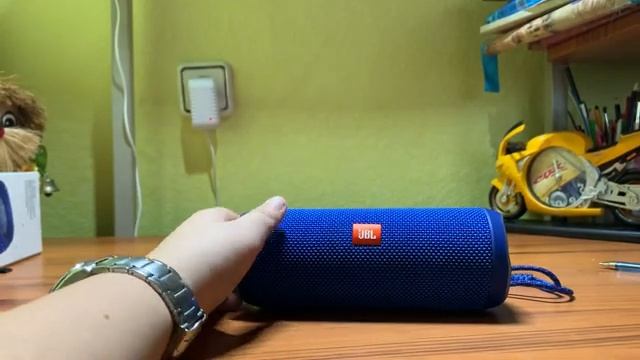 Обзор на flip 4 JBL смотреть онлайн