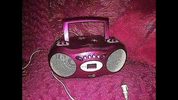 Everyone Knows That ( Unknown Song ) Όλοι το ξέρουν (Άγνωστο τραγούδι)