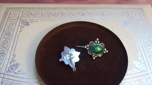 Немного о том, как я храню свои винтажные украшения. Интересные находки с блошиных рынков. смотреть онлайн