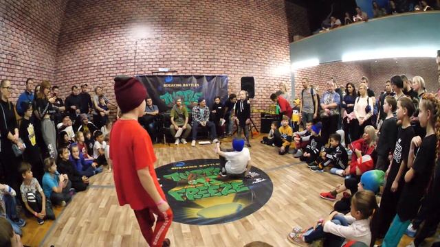 bgirl Piranha vs Евгений Mimic vs Капля vs Савва - брейкданс чемпионат TurtleFreeze Battle смотреть онлайн
