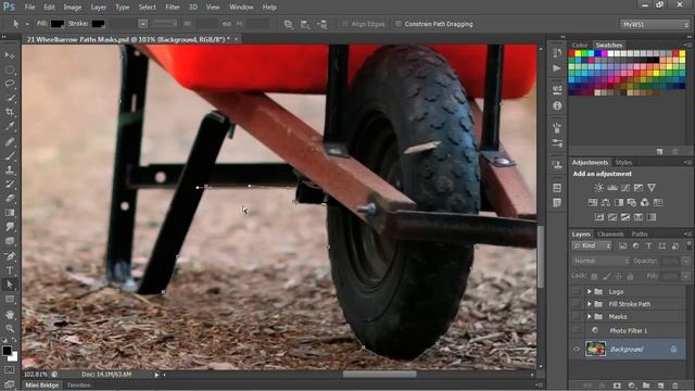 Adobe Photoshop CS6 Tutorial: Drawing with the Free Form Pen Tool | K Alliance смотреть онлайн