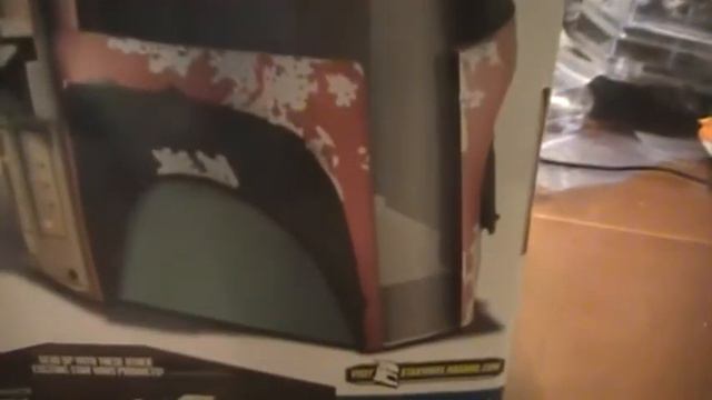 Boba Fett Electronic Helmet смотреть онлайн