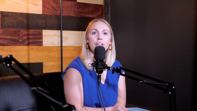 A Conversation with Olivia Meade | CARRY ON смотреть онлайн