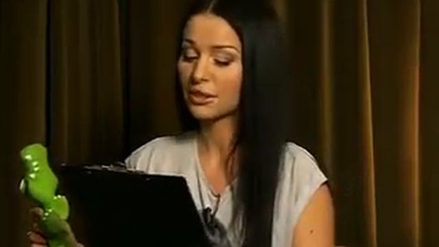Paulina Sykut - Rewolucja w Rumunii (Śpiewająca Wiki zaprasza na FameLab) смотреть онлайн