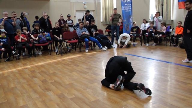 final pro bboy Plastmass vs Seven - брейкданс чемпионат г.Химки смотреть онлайн