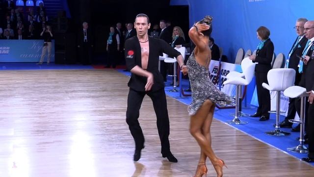 Армен Цатурян - Доминика Бергманнова | Ча-ча-ча | 1.2 F | Кубок Сильнейших | Этап 2 смотреть онлайн