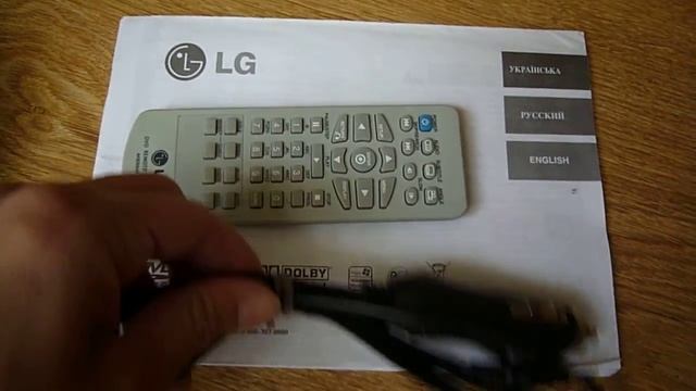 LG плеер DVD-проигрыватель портативный LG DP392B смотреть онлайн