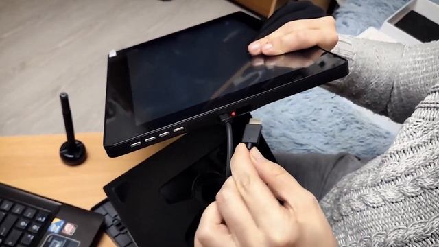 Обзор на интерактивный дисплей Honai смотреть онлайн