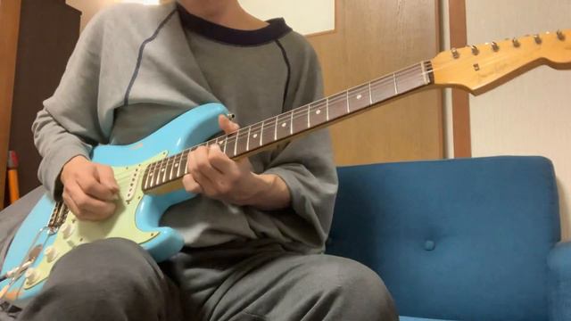 Fender Custom Shop Master Built Series 1961 Stratocaster Relic Daphne Blue by Dennis Galuszka смотреть онлайн