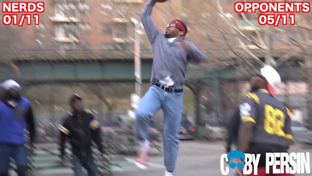 Nerds Play Basketball In The Hood Like A Boss! смотреть онлайн