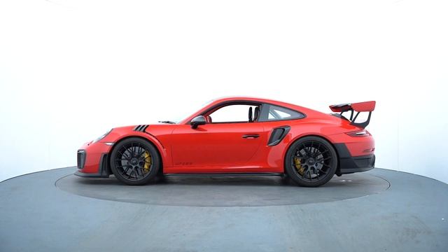 2018 Porsche 911 GT2 RS смотреть онлайн