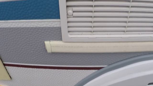 Прицеп-дача,караван,кемпер,автодом,дом на колёсах Hobby De Luxe с французской кроватью смотреть онлайн