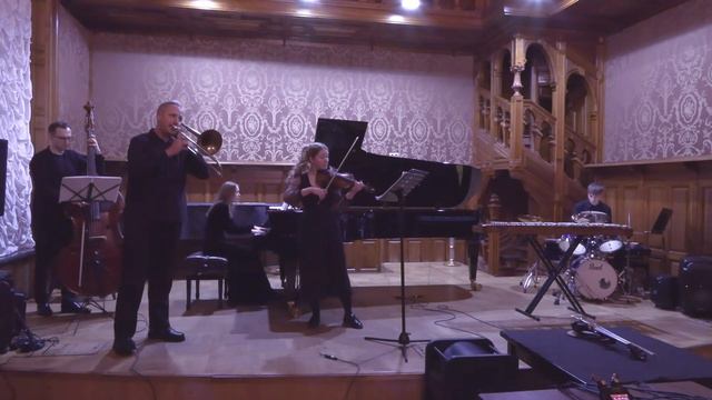 "Песня о встречном" – композиция на тему Д. Шостаковича смотреть онлайн
