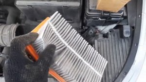 Замена воздушного фильтра на Хендай Солярис 2.