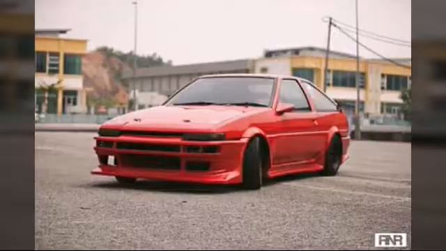 Toyota Corolla Levin AE86 Modified смотреть онлайн