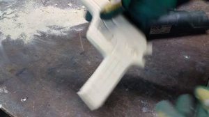 Игрушечный пистолет своими руками. Пистолет из дерева для сына.