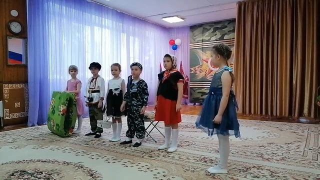 Сценка "Как Вова в армии служил" в группе 11 (2022) смотреть онлайн
