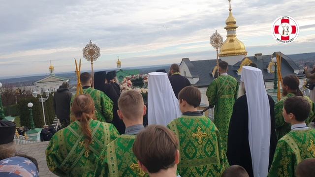 Крестный ход с мощами Амфилохия Почаевского 30 декабря 2022 г смотреть онлайн