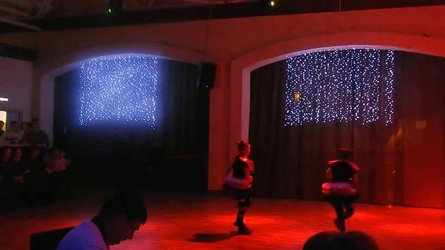 П. Антюхова и В.Пехтерева\2.02.2016\Отчетный вечер Школы Танцев Manya смотреть онлайн