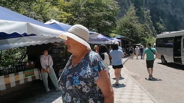 Абхазия. Юпшарский каньон смотреть онлайн