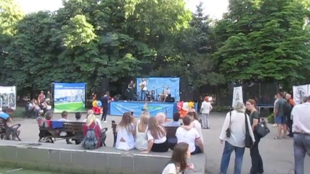 Фонтан Глобус в парке Липки смотреть онлайн