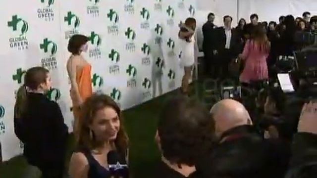 Sophia Bush - Global Green USA's 5th Annual Pre-Oscar Party смотреть онлайн