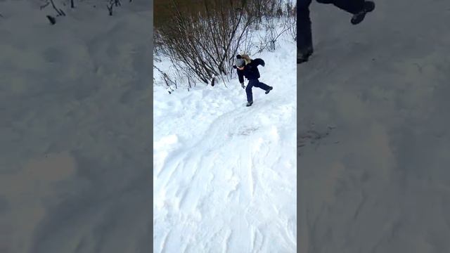 Катаемся на снегокате смотреть онлайн