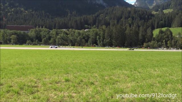 Bugatti Chiron INSANE ACCELERATION ON ROAD + DRAG RACING vs VEYRON vs SVJ смотреть онлайн