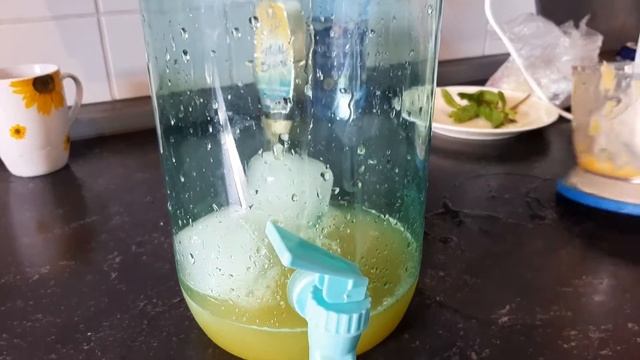 Домашний лимонад. Очень вкусный и простой напиток смотреть онлайн