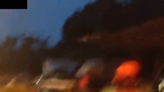 BLOODY STREET FIGHT | *Raw Footage* Machete VS Baseball Bat смотреть онлайн