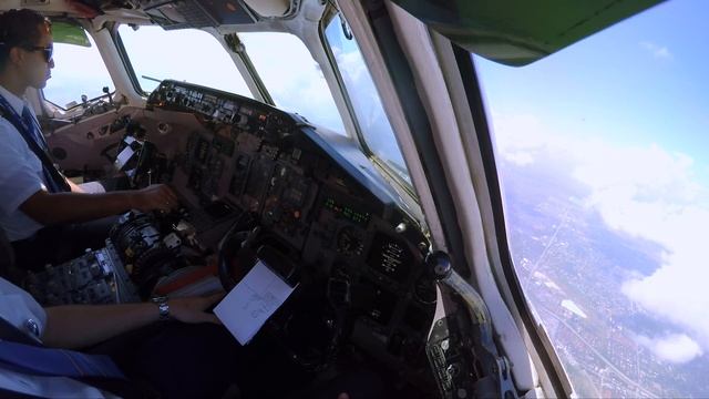 AMAZING, MD-80 4K MIAMI Landing смотреть онлайн