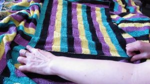 Вязаный плед спицами в стиле пэчворк.  Легко!