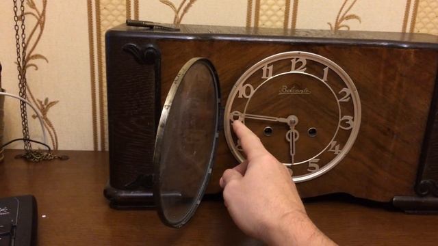 Купить старинные настольные деревянные часы с боем Belcanto