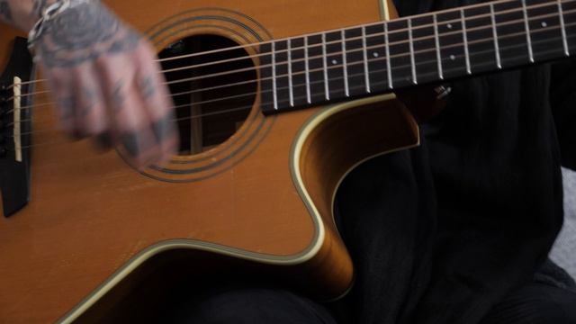 Oláh Ibolyát egy gitárral sem lehet zavarba hozni смотреть онлайн