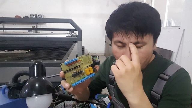 Как защитить микроконтроллер от вч помех смотреть онлайн