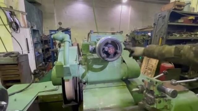 3А161 круглошлифовальный универсальный станок. Видео в работе смотреть онлайн