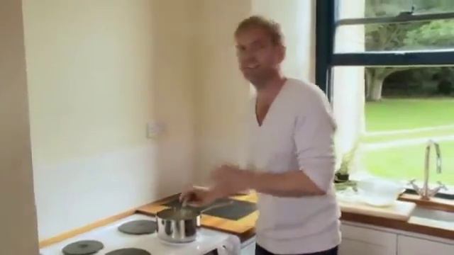 Bill Granger Makes a Lemon & Lavender Tart with Summer Berries: Bill's Tasty Weekends смотреть онлайн