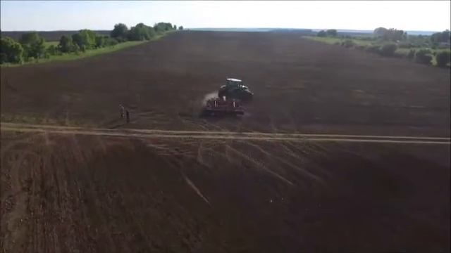 Культивация почвы трактором CLAAS серии AXION смотреть онлайн