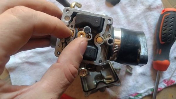 PD30. Течёт бензин. Проблема с карбюратором ПД30.