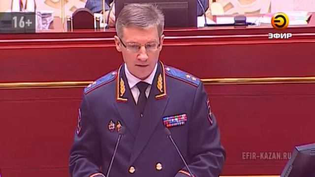 Депутаты Госсовета заслушали доклад Министра внутренних дел республики Артема Хохорина смотреть онлайн