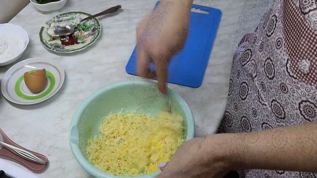 Легкий суп с сырными клецками. смотреть онлайн