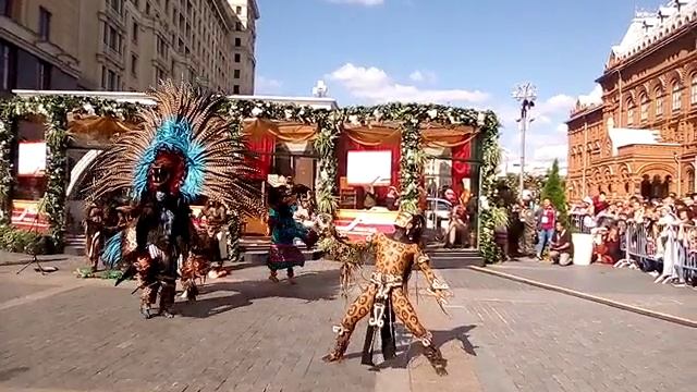 Апачи на Манежной