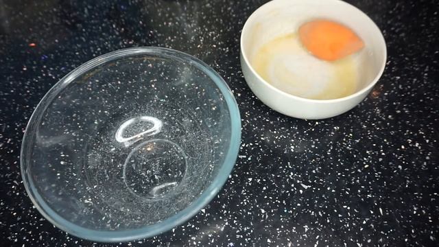 How to clean your beauty sponge to look Brand New! смотреть онлайн