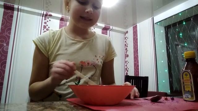 Накрасила губы восковыми мелками! Весь секрет в том, что...