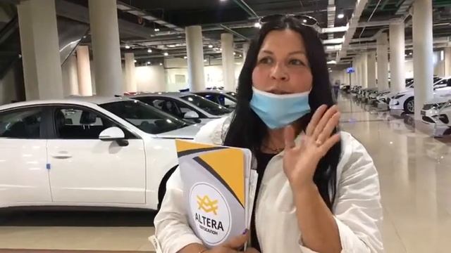 Клиентка автосалона ALTERA в восторге от покупки и всем рекомендует посетить это место смотреть онлайн