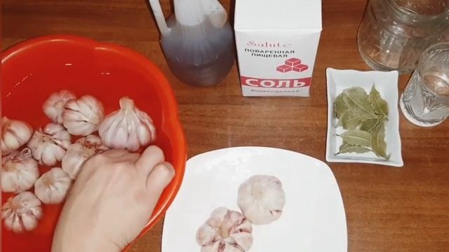 ?Sarımsaq turşusu.Маринованный чеснок.Garlic смотреть онлайн