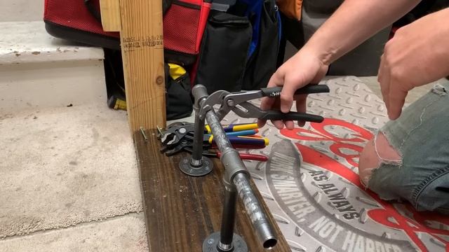 New Harbor Freight Doyle vs KNIPEX Channellock Irwin Adjust Pliers смотреть онлайн