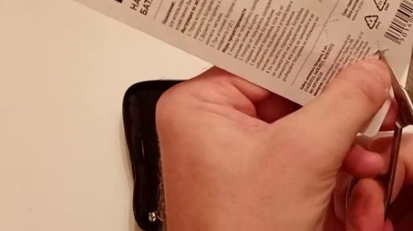 Меняем литиевую батарейку cr2032 на глюкометре onetouch select